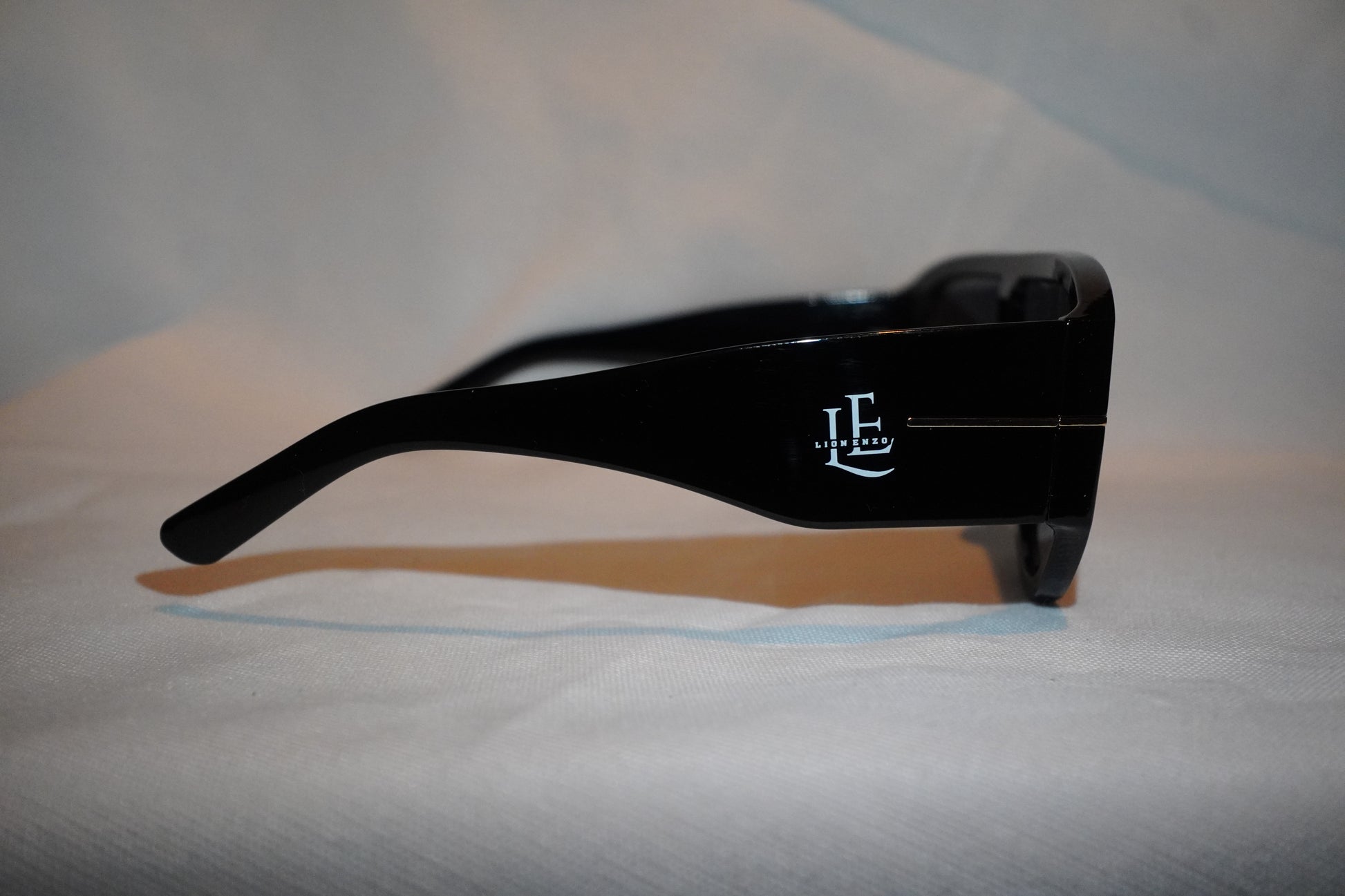 Obsidian Aviére